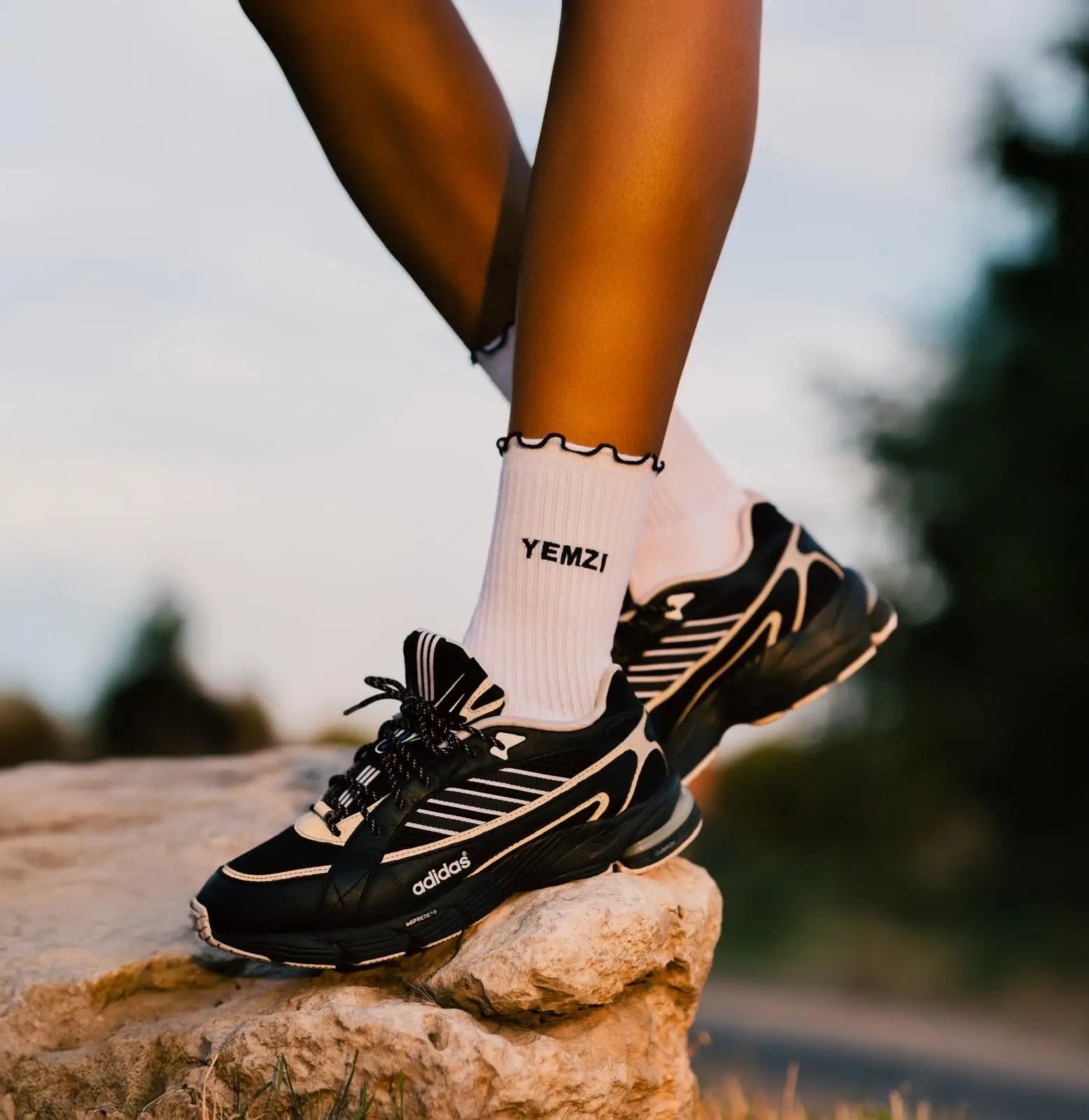 black and white frill cotton socks with yemzi embroidered 