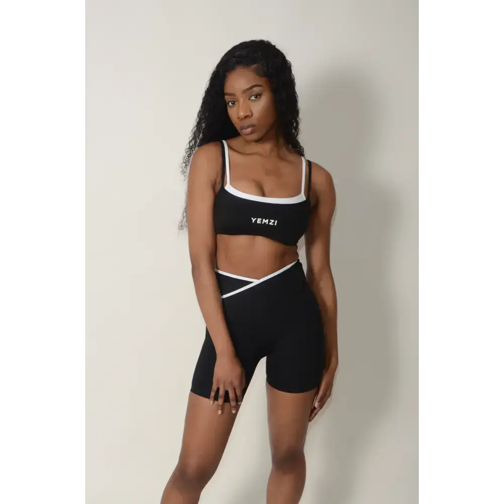Black & White Active Contrast Sports Bra - Activewear