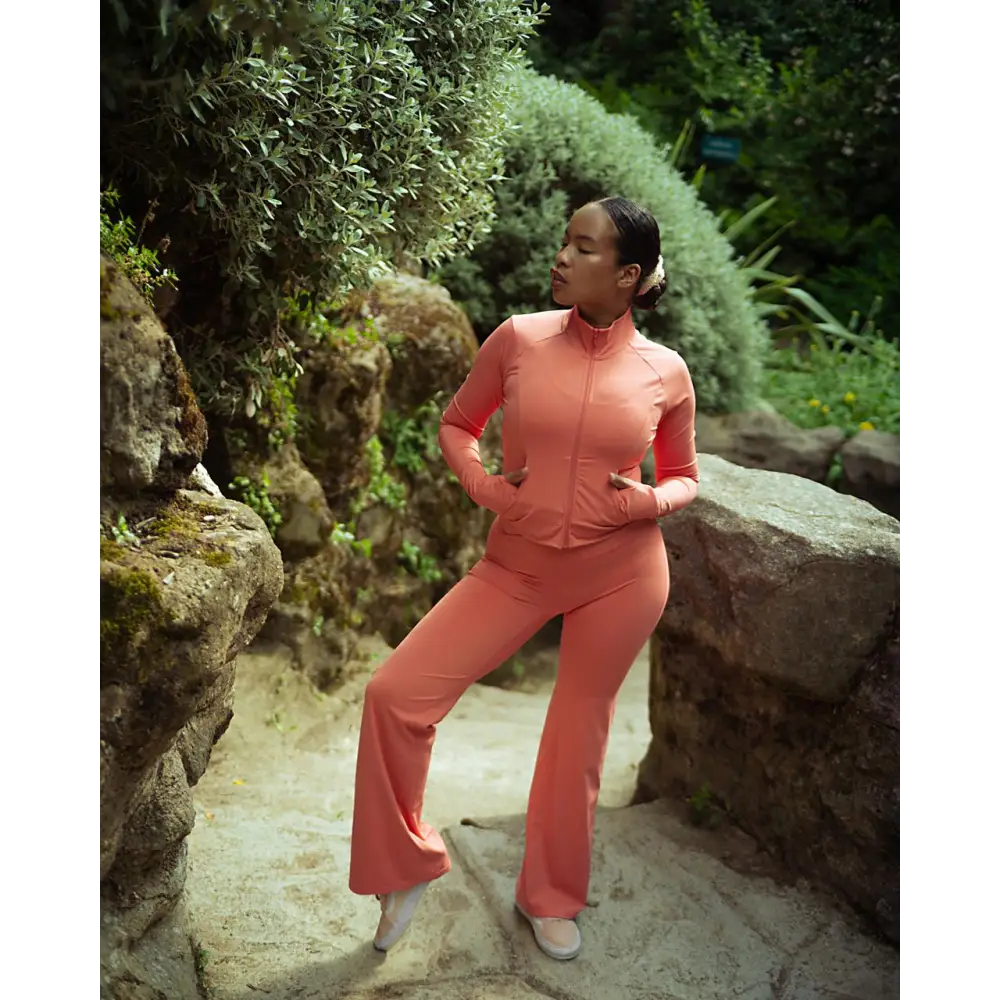 Guava Pink Active V-Waist Flared Trousers – High-Waisted - Activewear