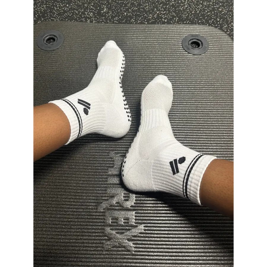 Pilates Grip Non-Slip Quarter Socks – Bold Dreamer Black & White - White / One size - Accessories
