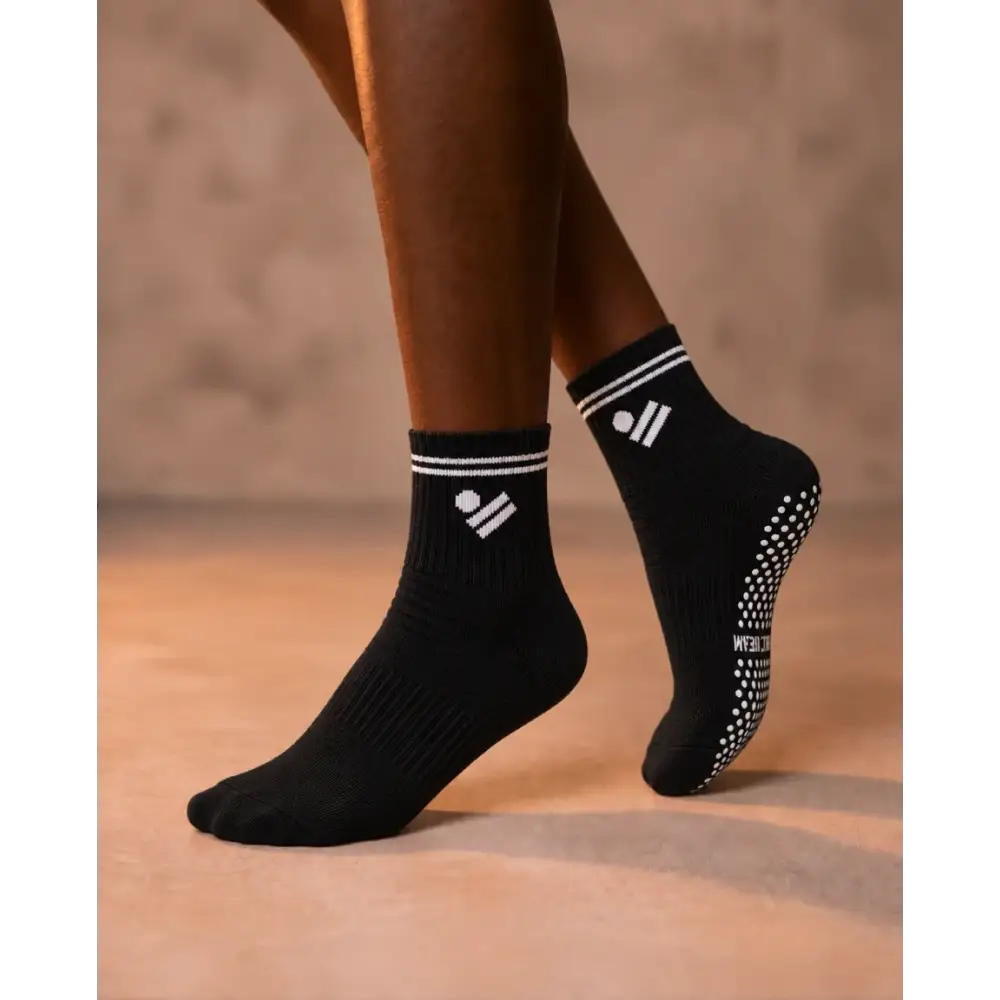 Pilates Non‑Slip Grip Cotton Quarter Socks – Bold Dreamer (Black & White) - Accessories