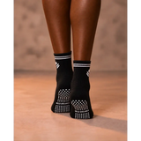 Pilates Non‑Slip Grip Cotton Quarter Socks – Bold Dreamer (Black & White) - Accessories